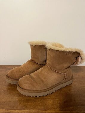 Ugg Arielle Bailey Bow boots in Chestnut